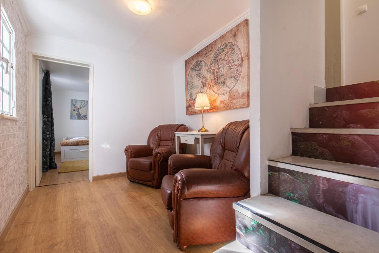 3 Bedroom Apt Near Av. Liberdade ลิสบอน ภายนอก รูปภาพ